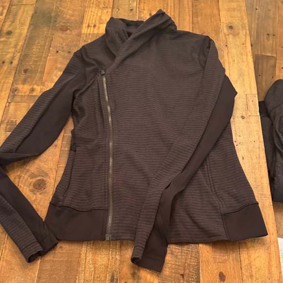 lululemon athletica Jackets & Blazers - lululemon athletica Asymmetrical Jacket